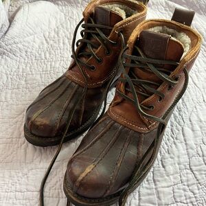 Frye Sherling Lined lace-up Leather Boots